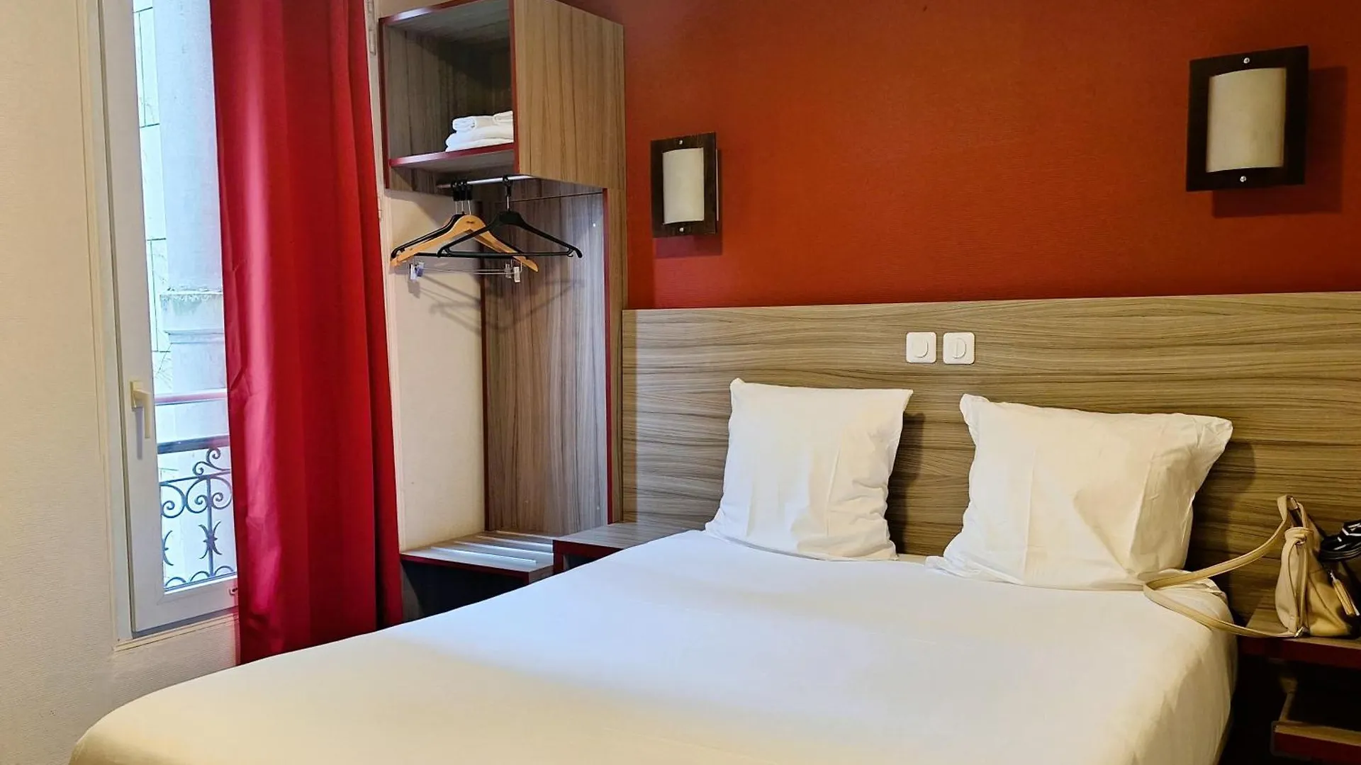 Hotel Hipotel Gambetta Republique 2*